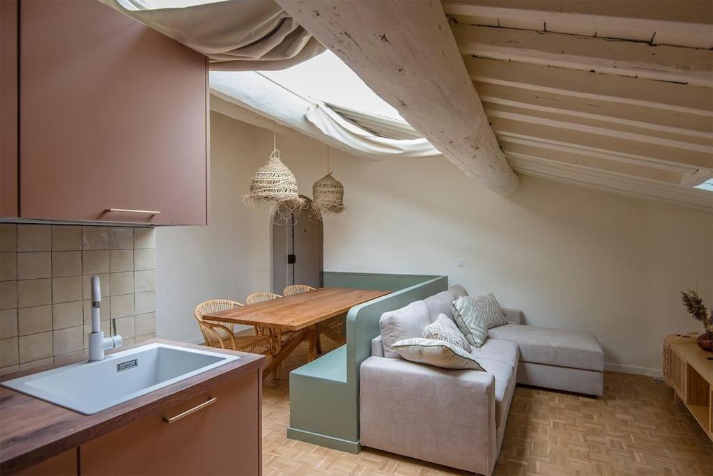 Cozy Love Nest Near The Old Port Marseilles Kamer foto